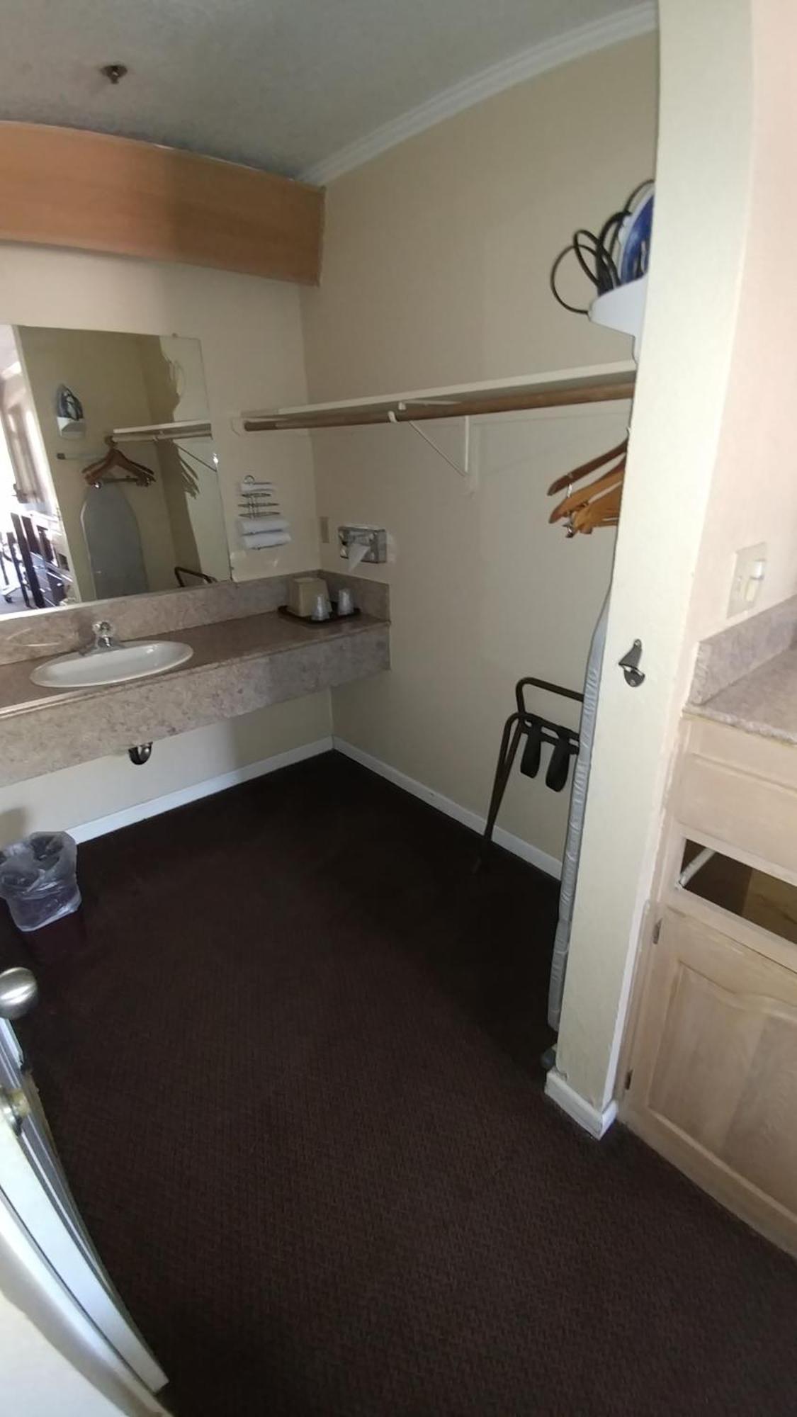 Executive Inn & Suites Sacramento Zewnętrze zdjęcie